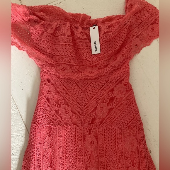 Bb Dakota new lace dress crochet off shoulder size 4 6 coral - Picture 3 of 5